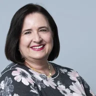 Porträt von Susanne Schuhe